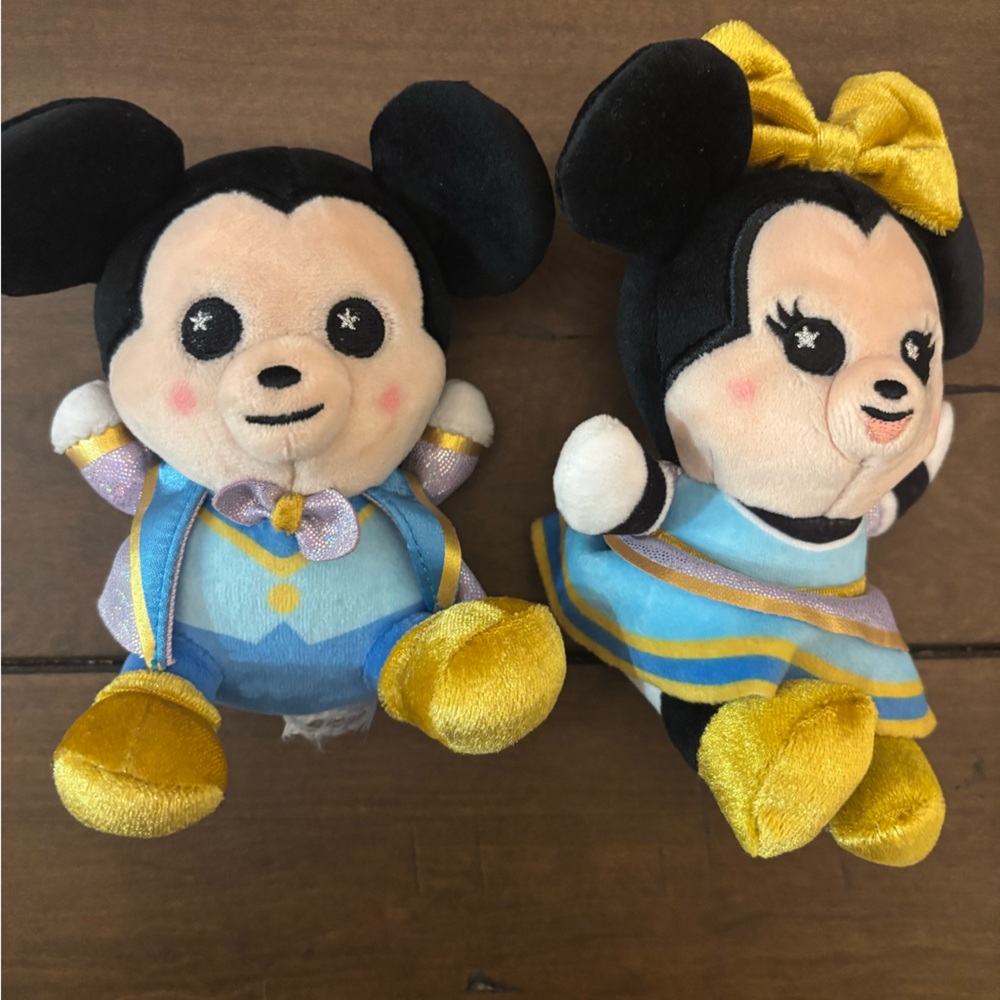 Disney Parks Mickey & Minnie Mouse Limited Edition Wishables